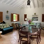 Habitation Saint Charles